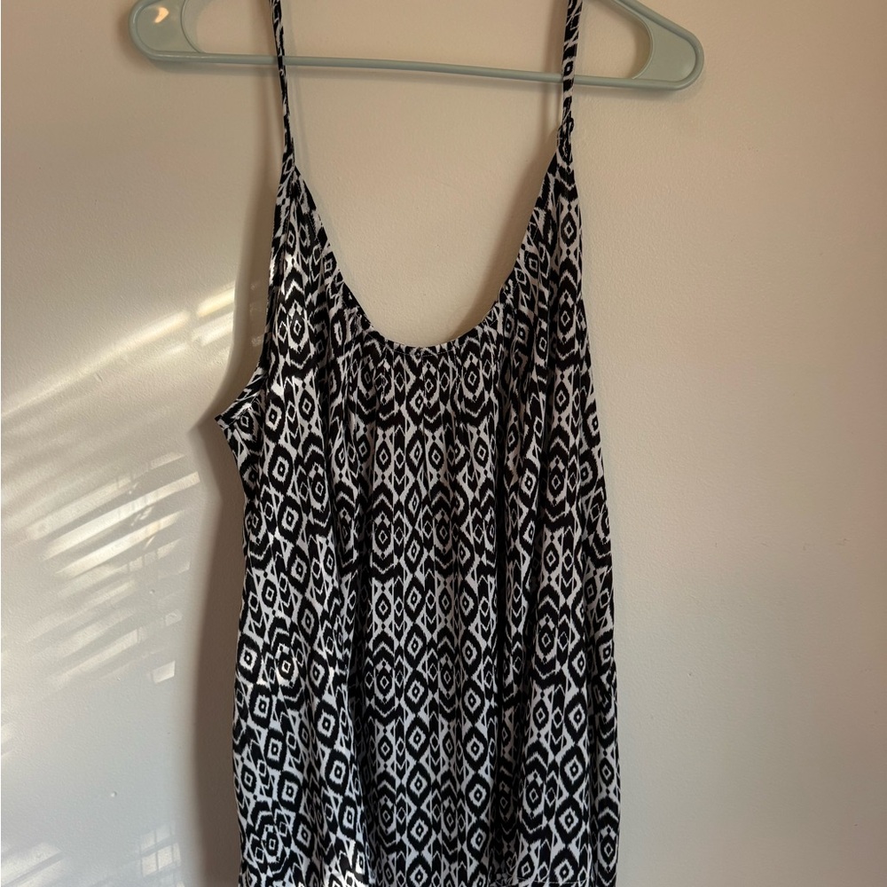 Torrid Black and White Geometric Camisole